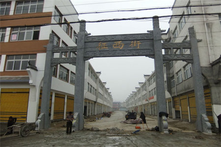 龙都花园2室2厅1卫88㎡，带车库28